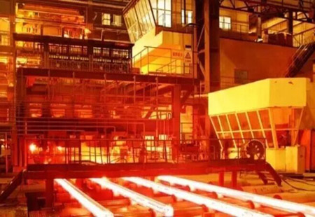 在“一帶一路”上標(biāo)注“中國?本鋼”的名字