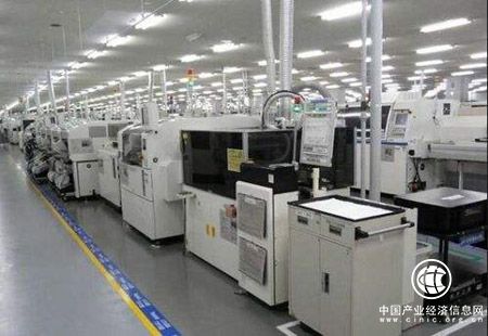 半導(dǎo)體設(shè)備投資大幅增長(zhǎng) 國產(chǎn)裝備產(chǎn)業(yè)化能力不足
