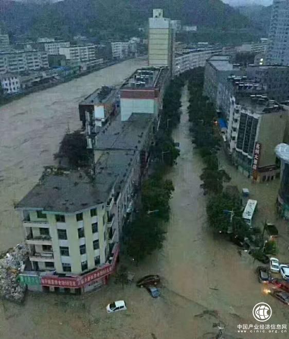 陜西：強(qiáng)降雨致榆林19.59萬(wàn)人受災(zāi)，緊急轉(zhuǎn)移7.13萬(wàn)人