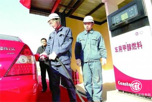 乙醇汽油來了 甲醇汽油春天何在？