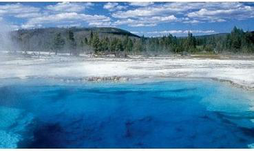 為什么法國(guó)礦泉噴霧就是好？歸功于天時(shí)地利