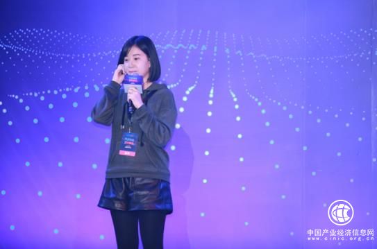 餓了么推出的這項(xiàng)暖心科技，讓百萬(wàn)外賣小哥騎車無(wú)需再低頭看手機(jī)