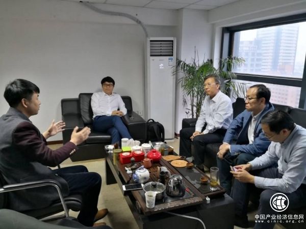 中國青島電信領(lǐng)導(dǎo)一行，蒞臨統(tǒng)一通信集團(tuán)蘇州總部考察指導(dǎo)工作