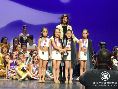 Isee灰姑娘致力于打造中國兒童藝術(shù)素質(zhì)教育領(lǐng)先品牌