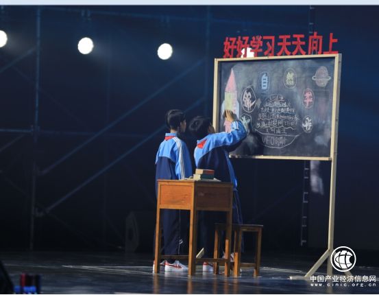 韋杰談中國(guó)式審美：既要外在收獲，還得有內(nèi)在美感