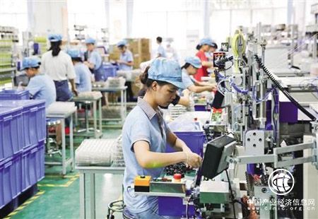 新設(shè)小微企業(yè)發(fā)展活躍 制造業(yè)企業(yè)向好趨勢突出