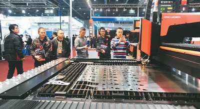 構(gòu)建網(wǎng)絡(luò)共同體 打造清朗地球村 “中國(guó)方案”世界共享