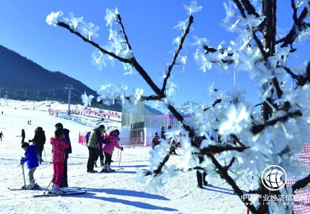 國家發(fā)展改革委：引導(dǎo)冰雪旅游目的地從單季開放向四季運(yùn)營轉(zhuǎn)變