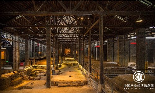 做時(shí)代的一面旗幟，水井坊攜手《國家寶藏》共話文化新生之路