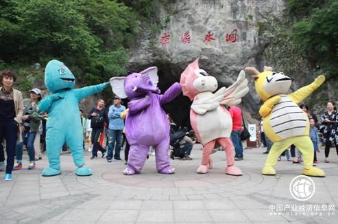 本溪水洞春節(jié)黃金周游客接待量再創(chuàng)新高，網(wǎng)絡(luò)營銷顯成效