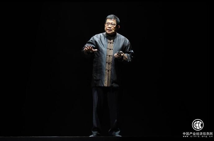 選擇平視，世界如你所見——拙見“珠江投資1/4世紀--平視這個世界”文化演講舉辦