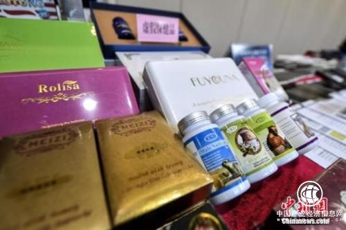 國家食藥監(jiān)總局重點(diǎn)整治農(nóng)村市場“山寨食品”及假冒的保健品