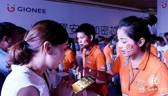 金立潰退 海信加碼 國內(nèi)手機(jī)市場(chǎng)“血腥”仍不減