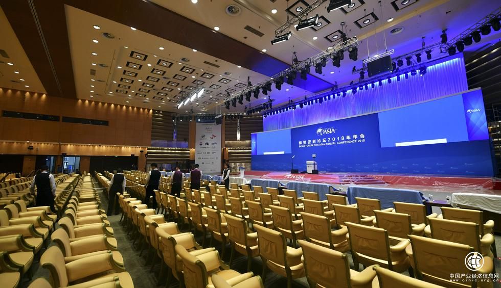 博鰲論壇央視直播唯一亮相，青花郎大展國家品牌計劃TOP品牌魅力