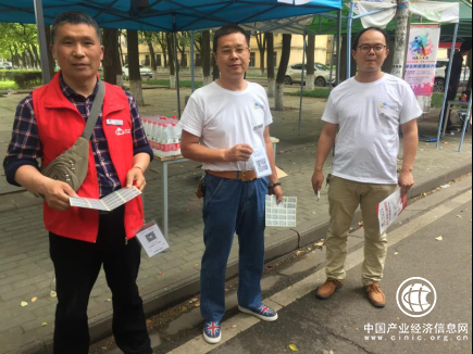 萬順叫車再也不用打客服電話反饋了，家門口就有服務站