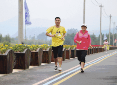 安廚聯(lián)合分水鎮(zhèn)打造農(nóng)業(yè)品牌“分水糧言”，現(xiàn)場(chǎng)直播玩轉(zhuǎn)妙筆旅游節(jié)！