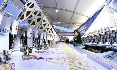 打造“新”引擎 紡織工業(yè)加快數(shù)字化轉(zhuǎn)型步伐