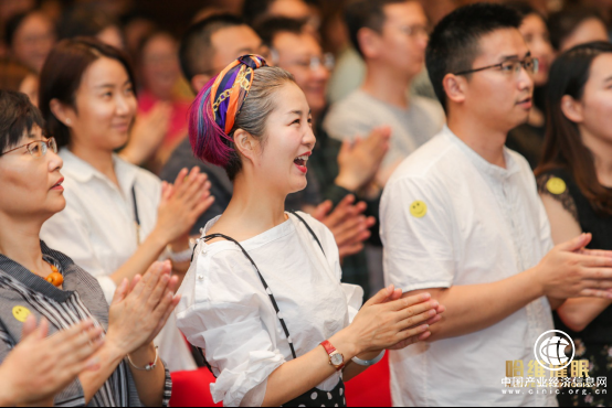 不知道什么是催眠術(shù)？哈維老師喊你來看《盜夢(mèng)空間》