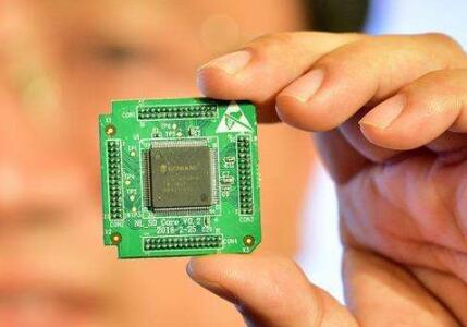 重慶萬國12英寸功率半導體芯片項目試產(chǎn)