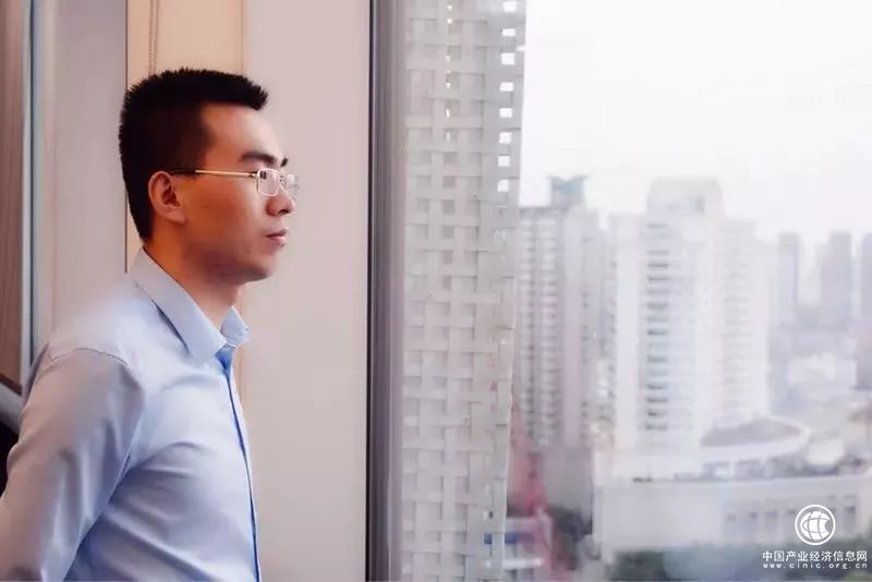 竇丙海：中國(guó)新一代商業(yè)創(chuàng)新領(lǐng)袖，開(kāi)辟實(shí)業(yè)發(fā)展新航線！