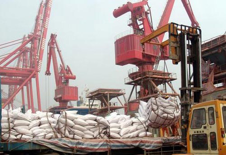 統(tǒng)計(jì)數(shù)據(jù)顯示上半年我國(guó)化肥出口量?jī)r(jià)齊升