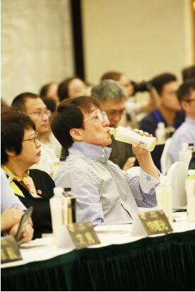 成龍電影周閉幕式指定用水元気森林獲眾星青睞