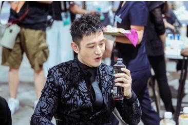 成龍電影周閉幕式指定用水元気森林獲眾星青睞