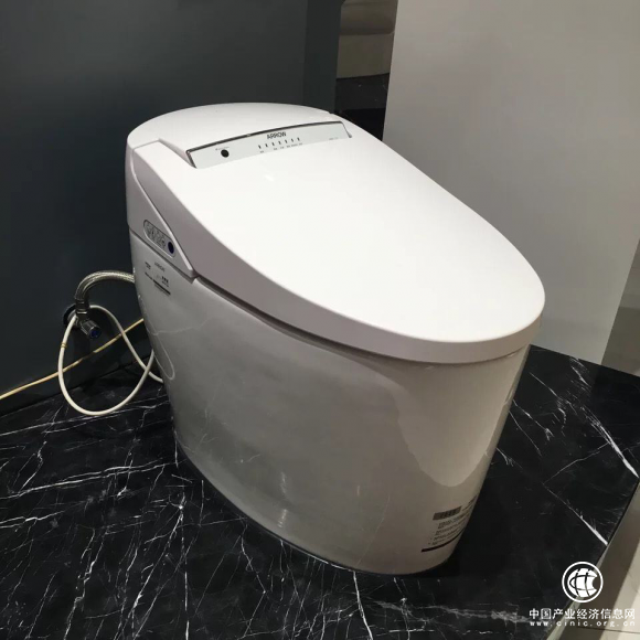 一統(tǒng)家具提示選購智能馬桶遠(yuǎn)離這些誤區(qū)，避免退貨