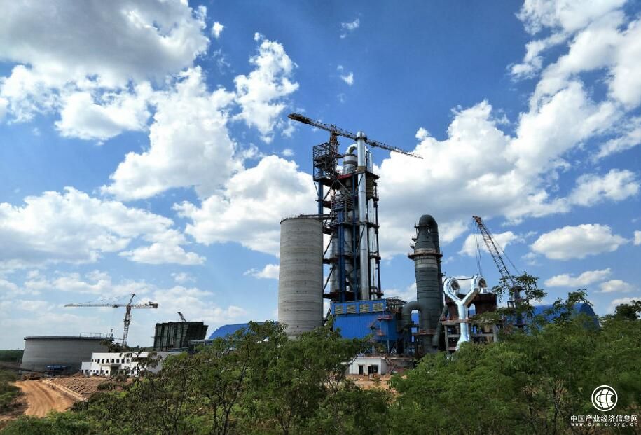 中國建材贊比亞工業(yè)園竣工投產(chǎn)正式運營