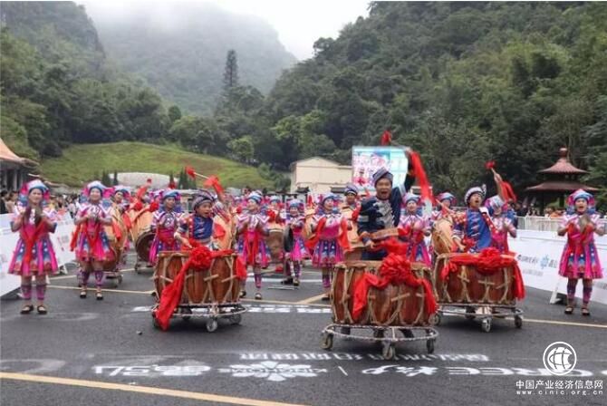 2018“世巡賽·環(huán)廣西”讓中國會(huì)鼓之鄉(xiāng)馬山縣走向世界