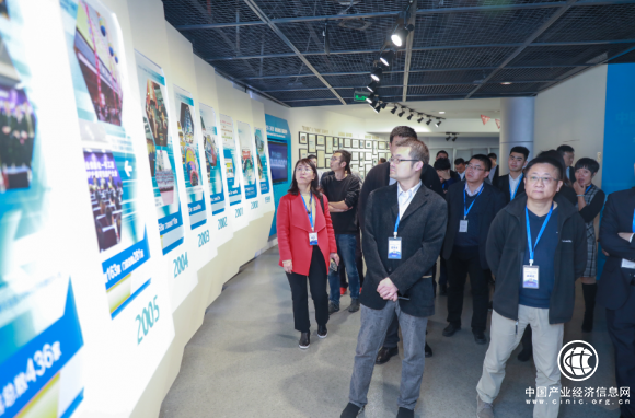 雙十一企業(yè)采購(gòu)人齊聚蘇寧，共譜智慧零售新篇章