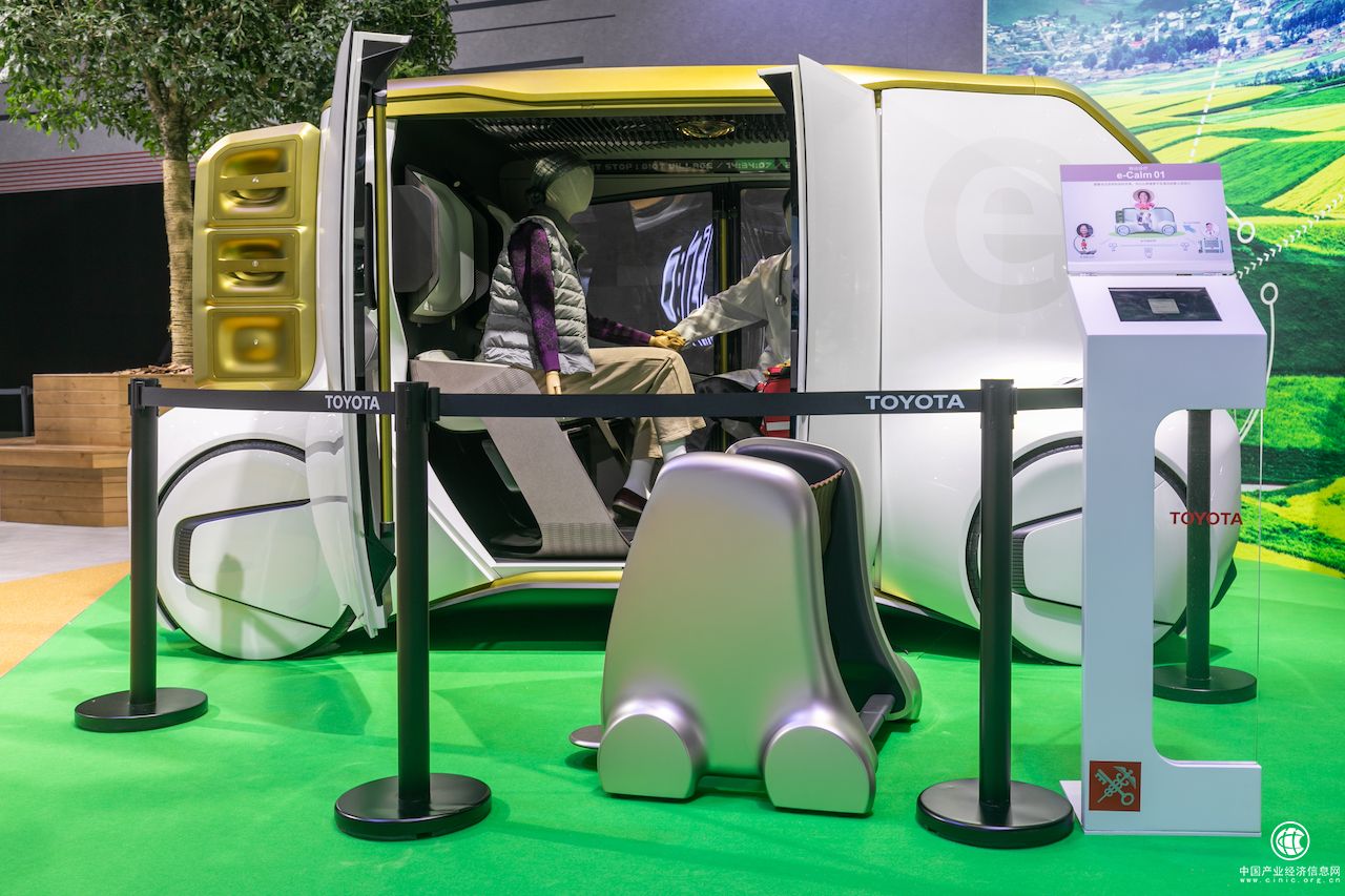 別人放產(chǎn)品 豐田居然在進(jìn)博會(huì)上“演話劇”？
