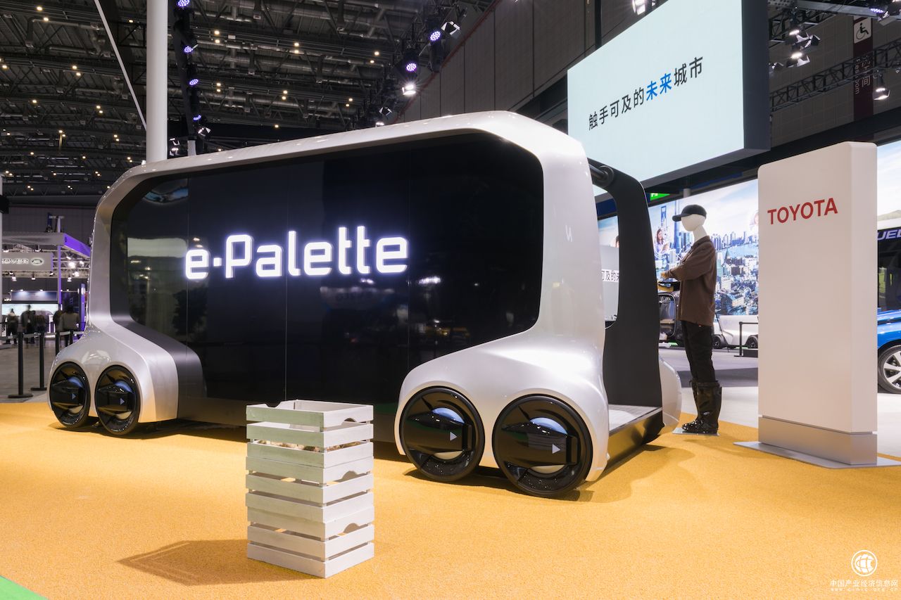 別人放產(chǎn)品 豐田居然在進(jìn)博會(huì)上“演話劇”？