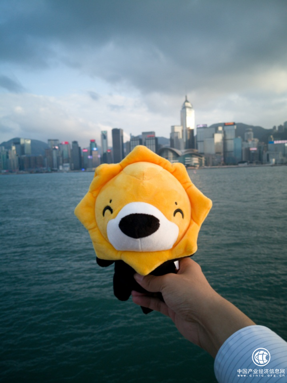 黑五來襲，這位蘇寧國際“特派員”游遍全球?qū)ず秘?></a></div><!-- img end -->	<div   id=