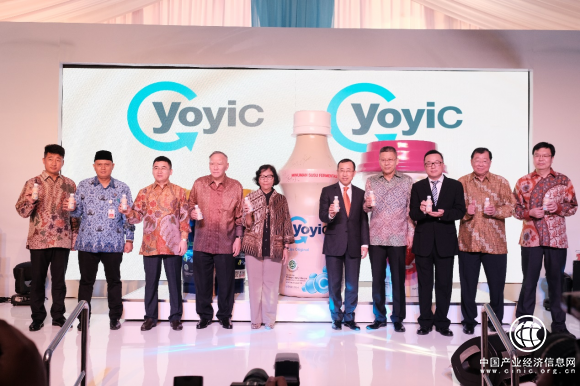 中國乳企首次布局東南亞 蒙牛印尼工廠盛大開業(yè)