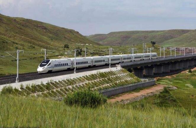 內蒙古鐵路運營總里程超1.4萬公里 居全國首位