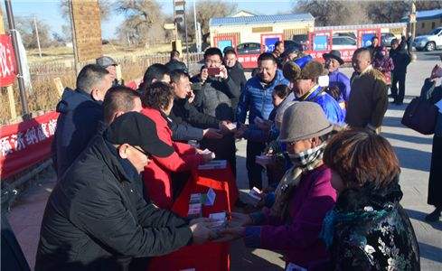 內蒙古額濟納：農牧民喜分旅游“大紅包”