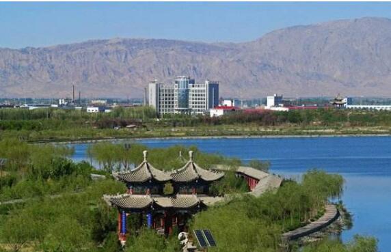 “三區(qū)三州”旅游大環(huán)線助力西部地區(qū)脫貧攻堅