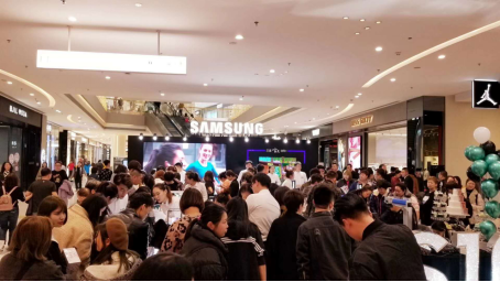 三星Galaxy S10+獲外媒評為“有史以來續(xù)航力最佳的旗艦手機(jī)”