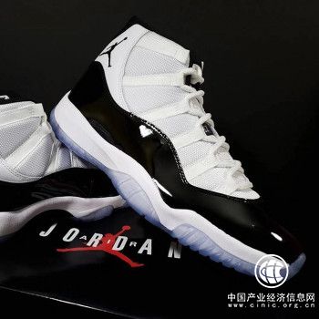 想躲開(kāi)假鞋的圈套？毒app鑒定你值得擁有