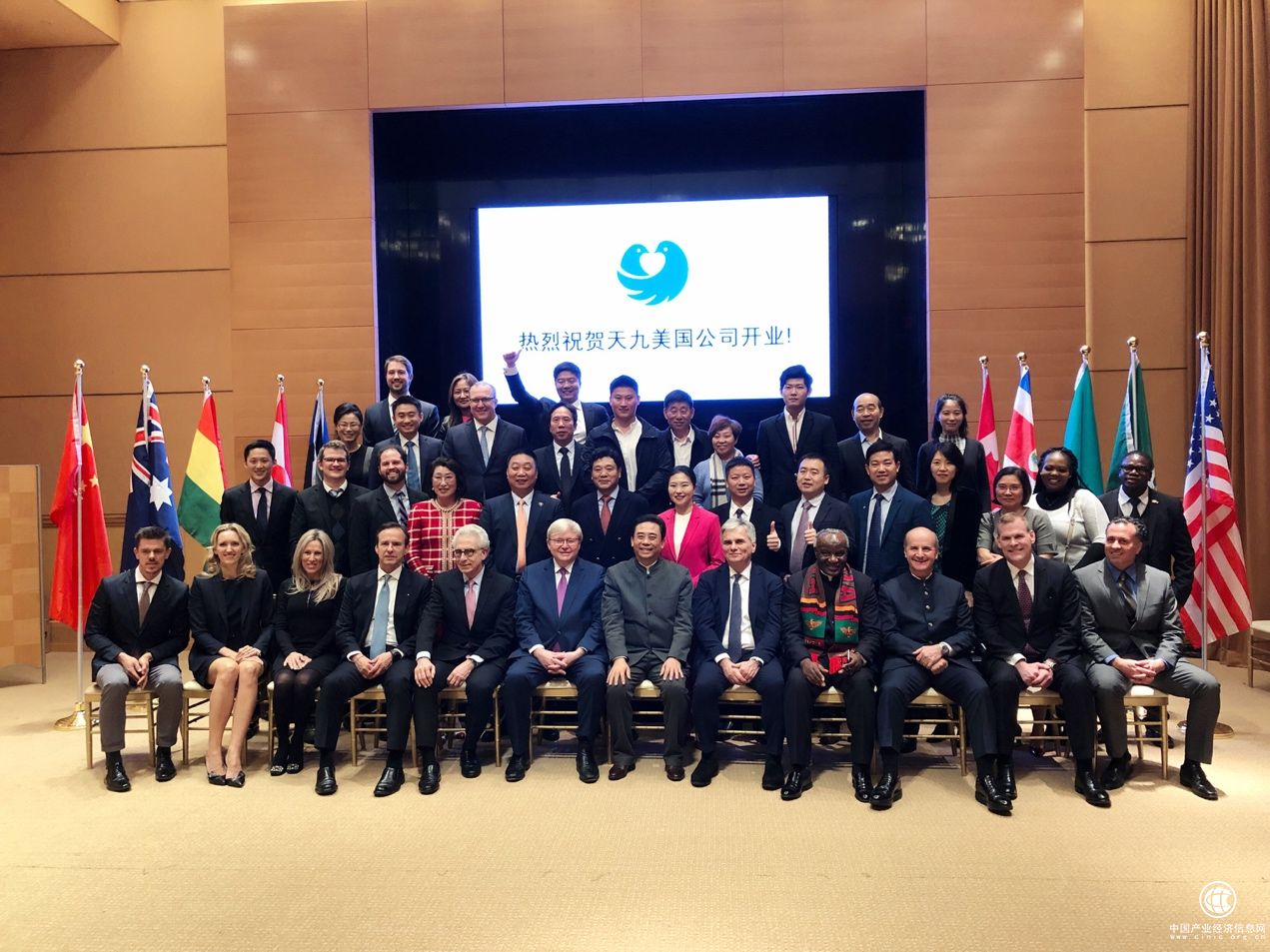 全球人才大戰(zhàn)爆發(fā) 中國(guó)民企PK國(guó)際巨頭鹿死誰(shuí)手