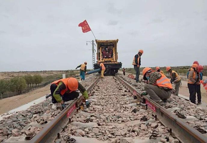 發(fā)改委密集批復軌道交通項目 基建投資年末提速