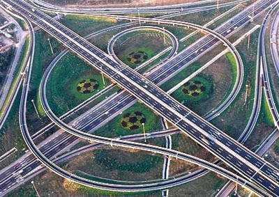 我國將著力打造“三張交通網(wǎng)”“兩個交通圈”