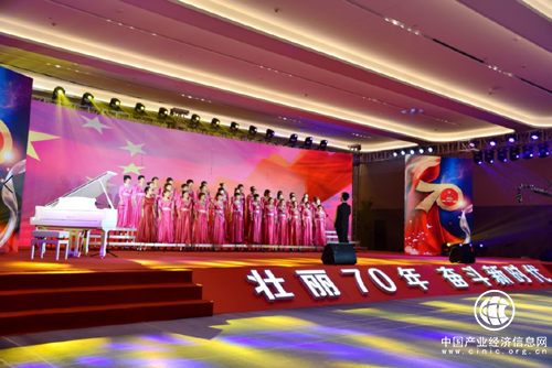 山東青島紅島經(jīng)濟區(qū)（高新區(qū)）舉辦慶祝新中國成立70周年合唱展演活動