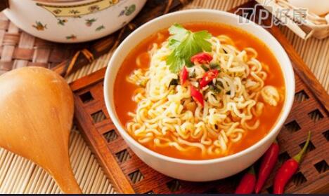 泡面市場(chǎng)回暖背后：打贏外賣 重獲新生？