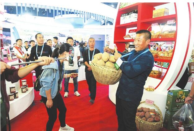 地方特色食品產(chǎn)業(yè)帶動消費市場 激發(fā)城市活力