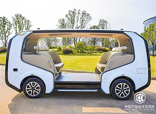 首條自動駕駛商用運(yùn)營線路落地武漢 智能網(wǎng)聯(lián)汽車正駛來