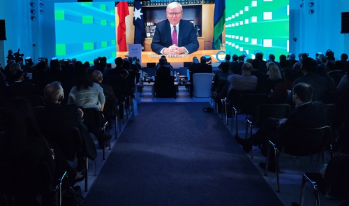 首屆全球共享經(jīng)濟(jì)論壇暨全球共享經(jīng)濟(jì)聯(lián)盟成立大會首提“雙減半”愿景