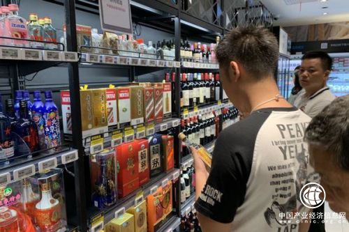 千億老酒市場調(diào)查：茅臺、威士忌泡沫隱現(xiàn)，白蘭地覺醒