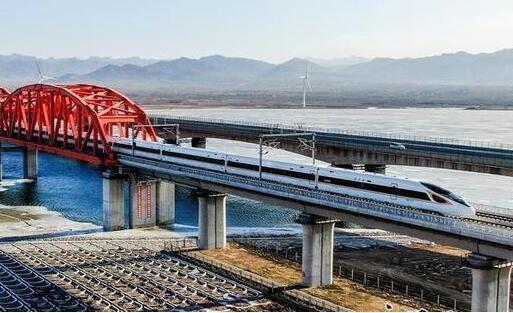 京張高鐵開通運(yùn)營(yíng)?全程運(yùn)行時(shí)間縮短至一小時(shí)內(nèi)